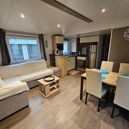 Mobile Home Climatise Vias 2 Exterior photo